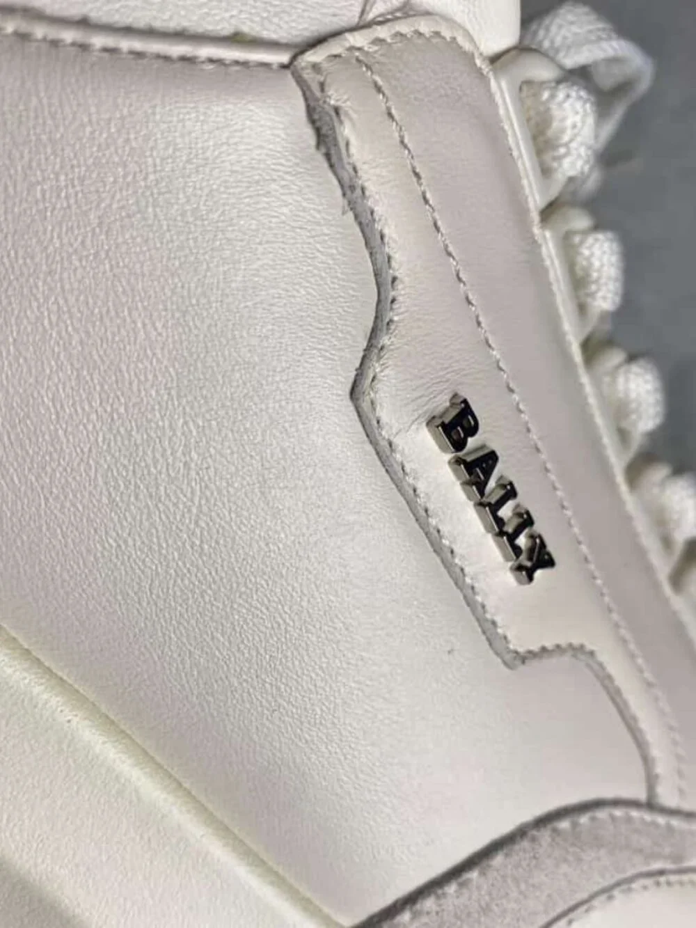 BALLY Deven Leather Sneakers MSRP $630